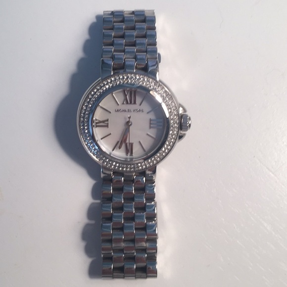 Michael Kors Silver Watch - Picture 1 of 4